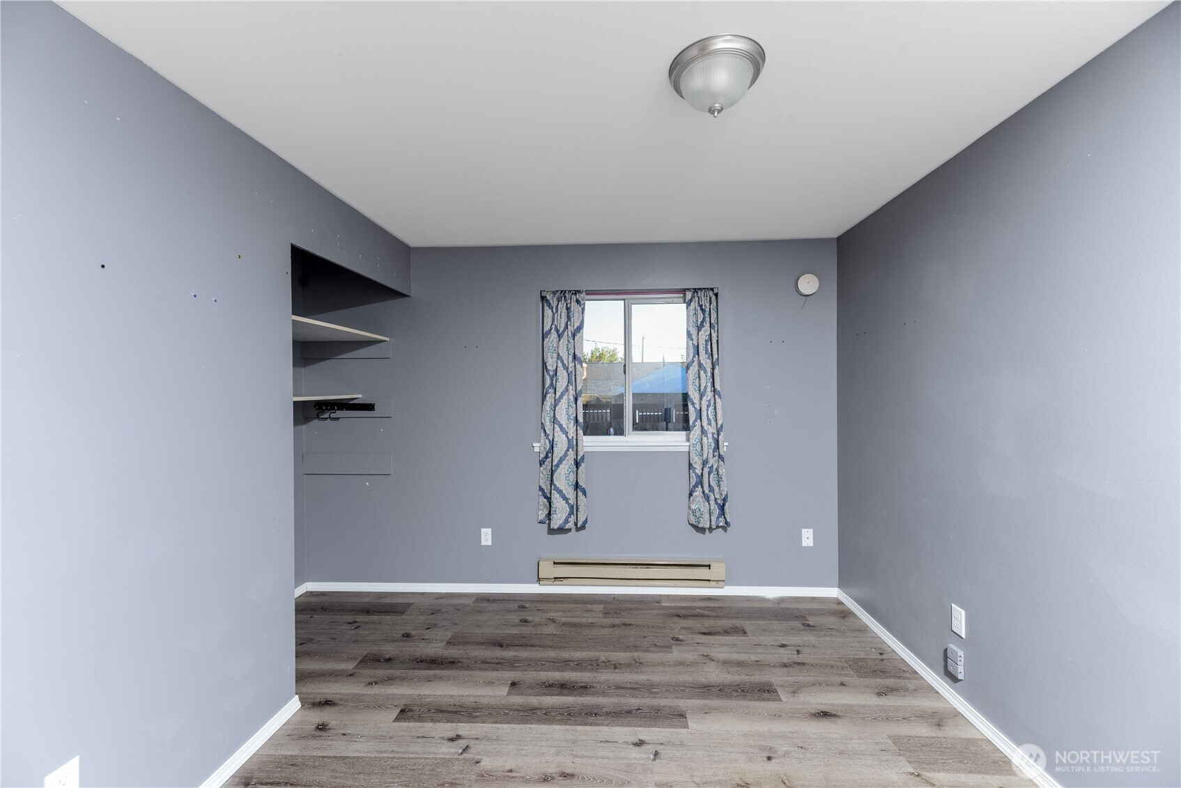 1014 W Spruce Street, Port Angeles, WA 98363