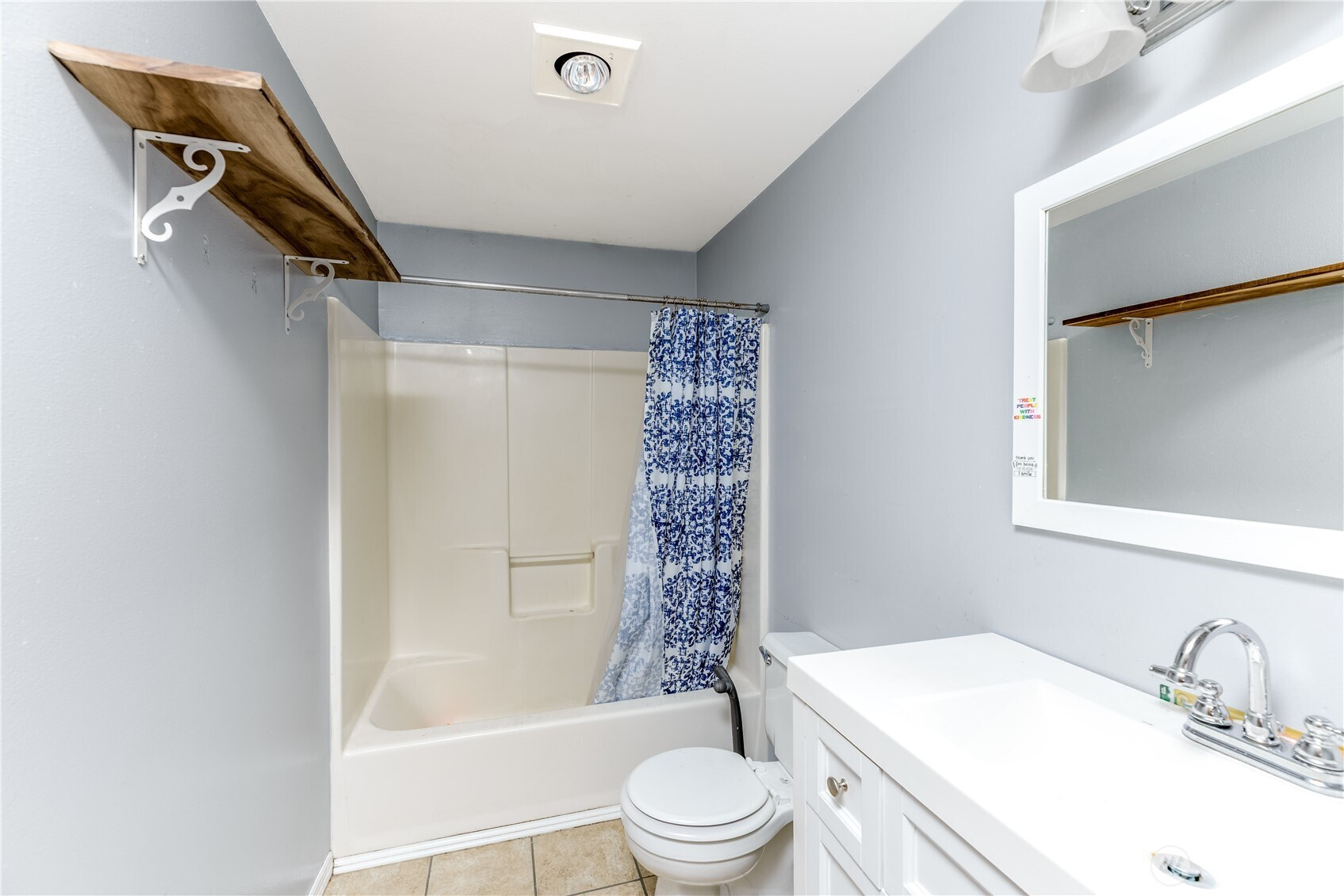 1014 W Spruce Street, Port Angeles, WA 98363