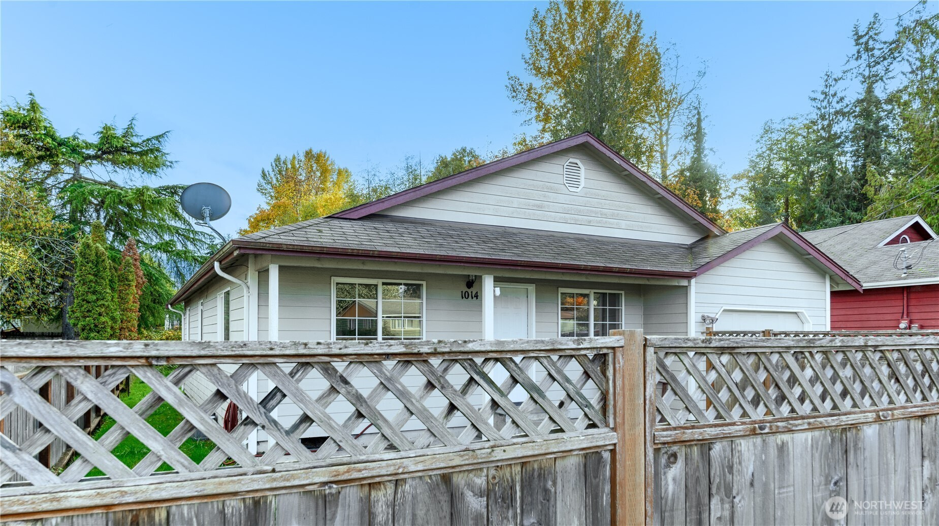 1014 W Spruce Street, Port Angeles, WA 98363