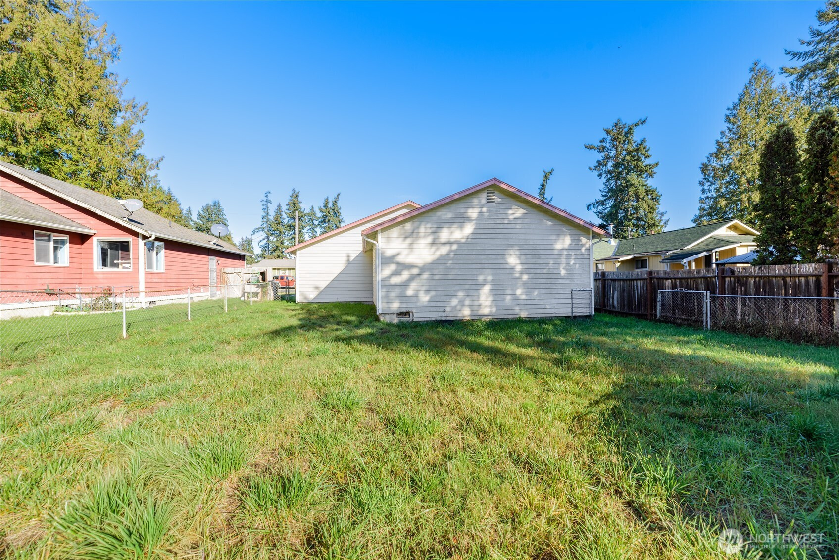 1014 W Spruce Street, Port Angeles, WA 98363