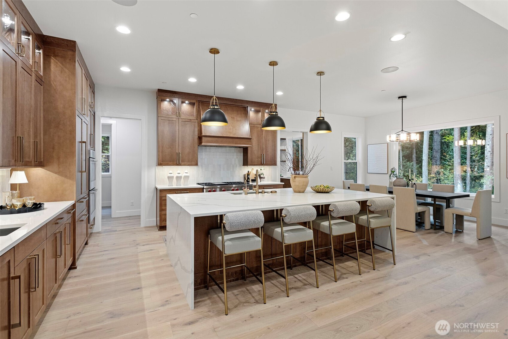 7107 254th Avenue NE, Redmond, WA 98053