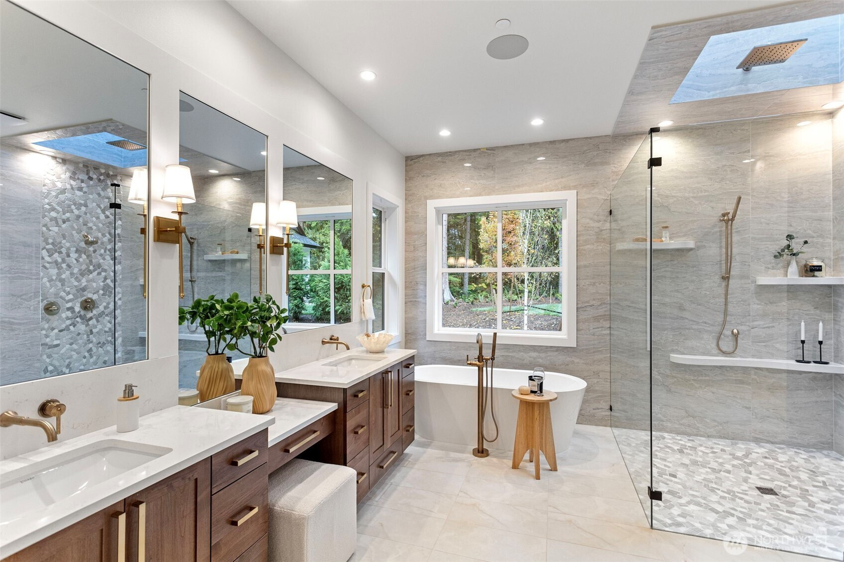 7107 254th Avenue NE, Redmond, WA 98053