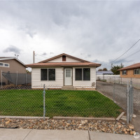 5 Delaware Avenue, Rock Island, WA 98850