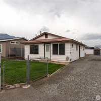 5 Delaware Avenue, Rock Island, WA 98850