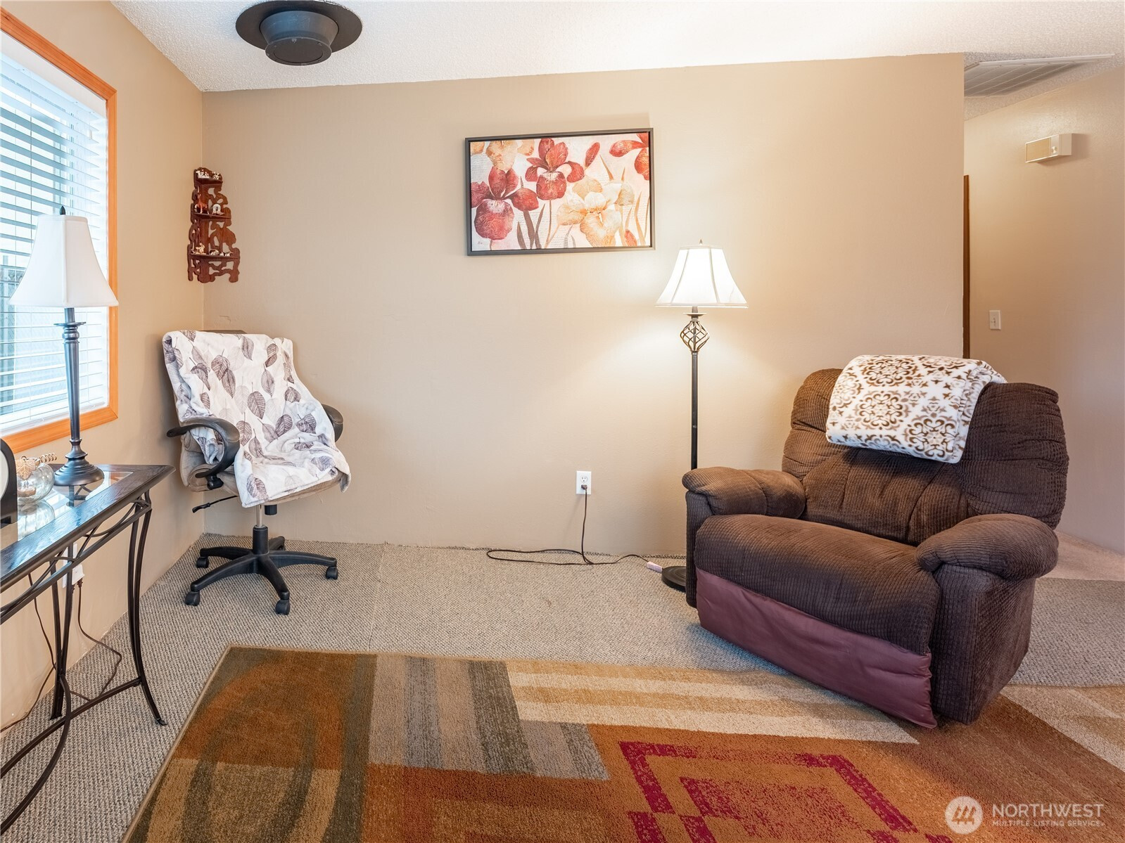 5 Delaware Avenue, Rock Island, WA 98850