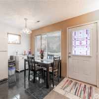 5 Delaware Avenue, Rock Island, WA 98850