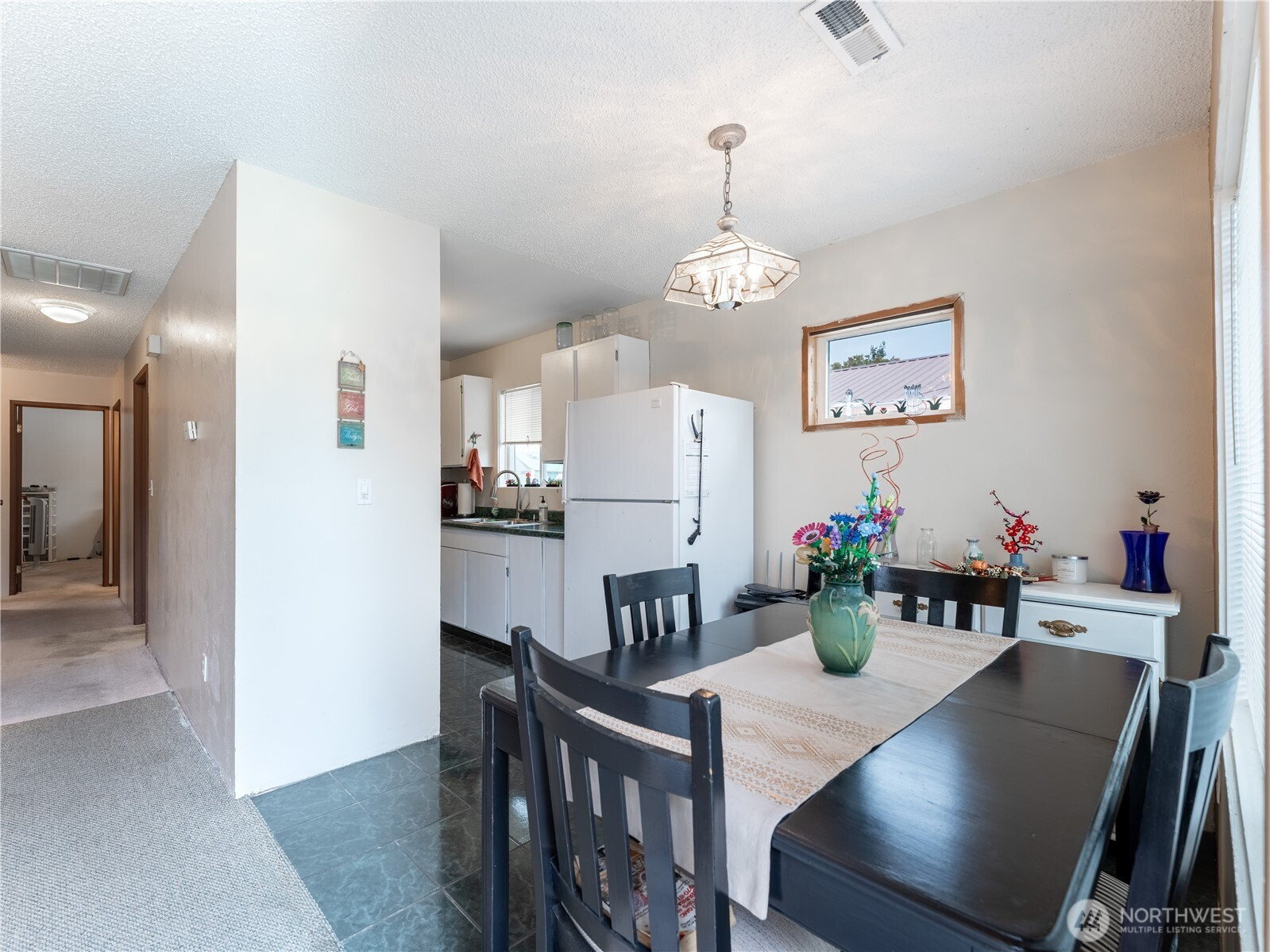 5 Delaware Avenue, Rock Island, WA 98850