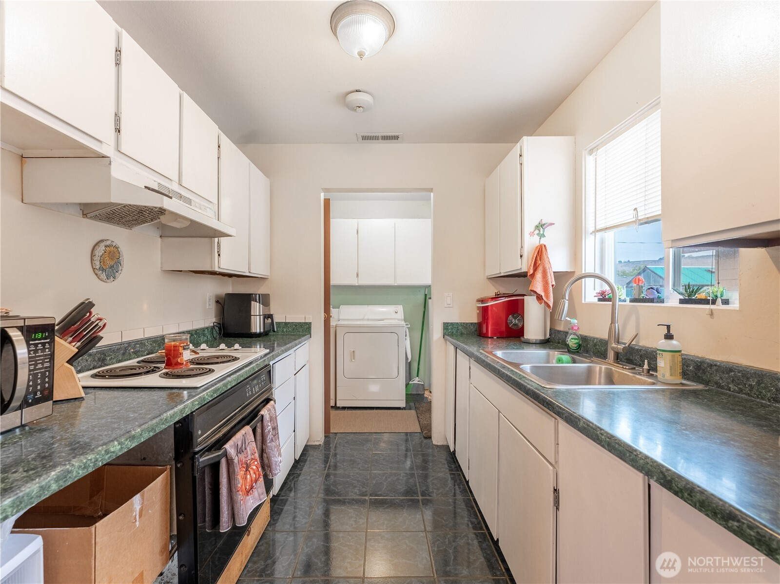 5 Delaware Avenue, Rock Island, WA 98850