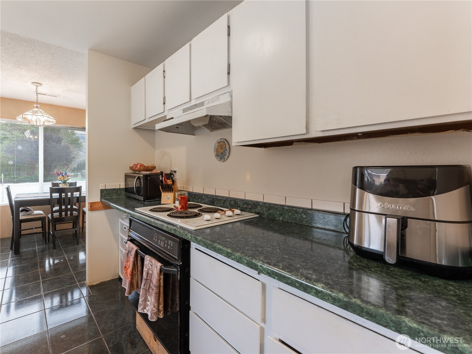 5 Delaware Avenue, Rock Island, WA 98850