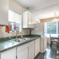 5 Delaware Avenue, Rock Island, WA 98850