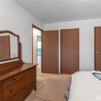 5 Delaware Avenue, Rock Island, WA 98850