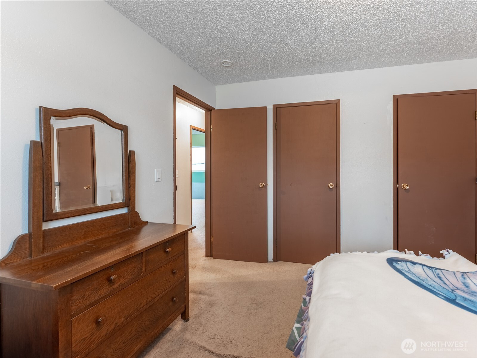 5 Delaware Avenue, Rock Island, WA 98850