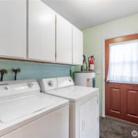 5 Delaware Avenue, Rock Island, WA 98850