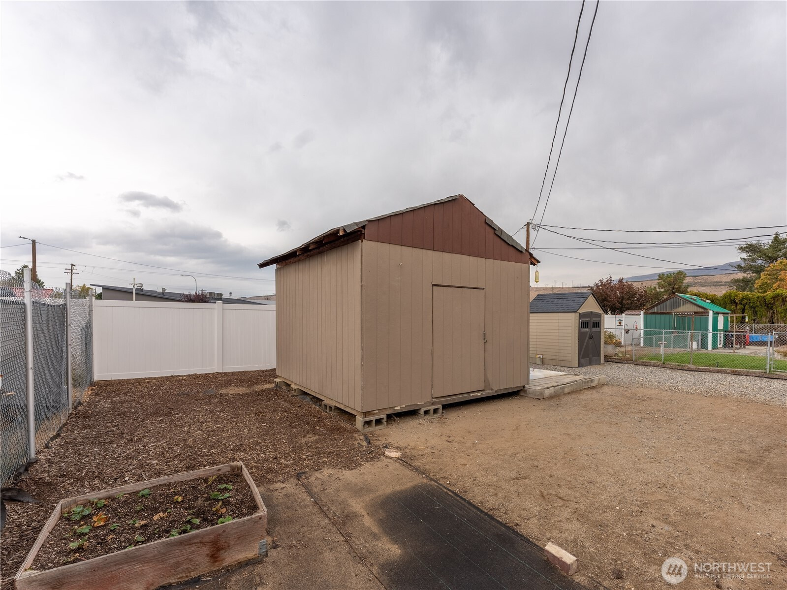 5 Delaware Avenue, Rock Island, WA 98850