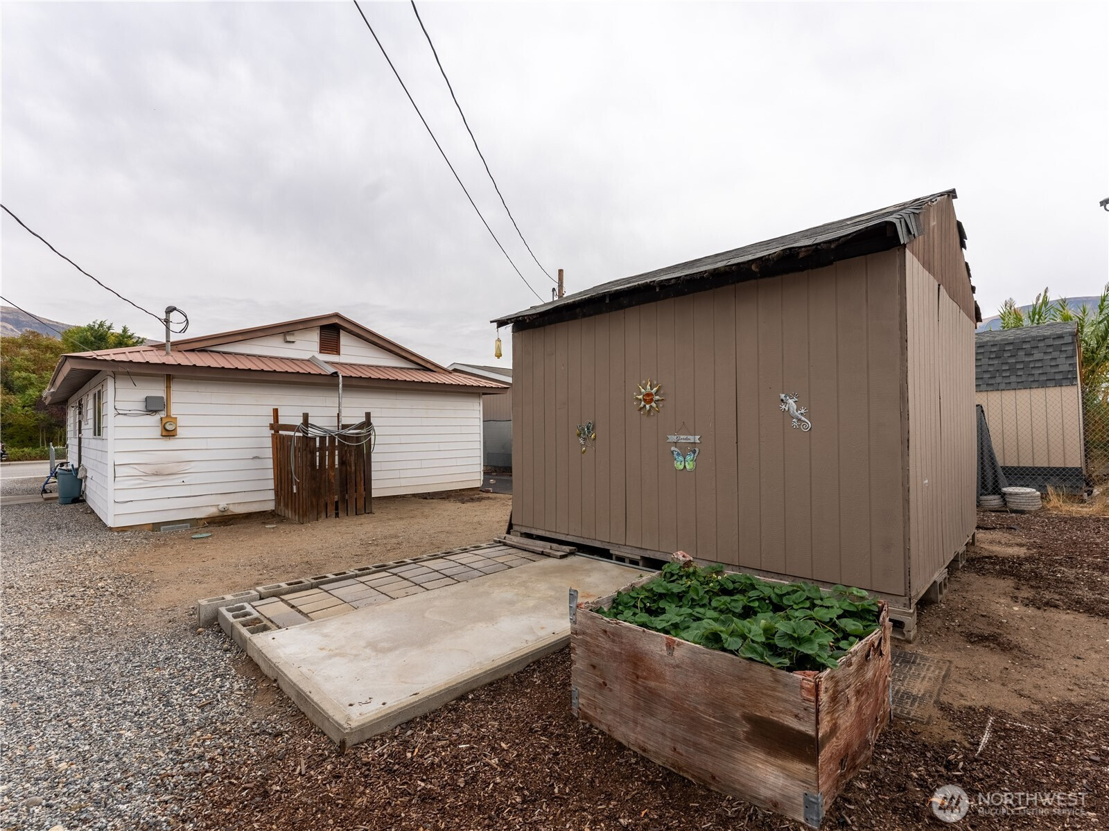 5 Delaware Avenue, Rock Island, WA 98850