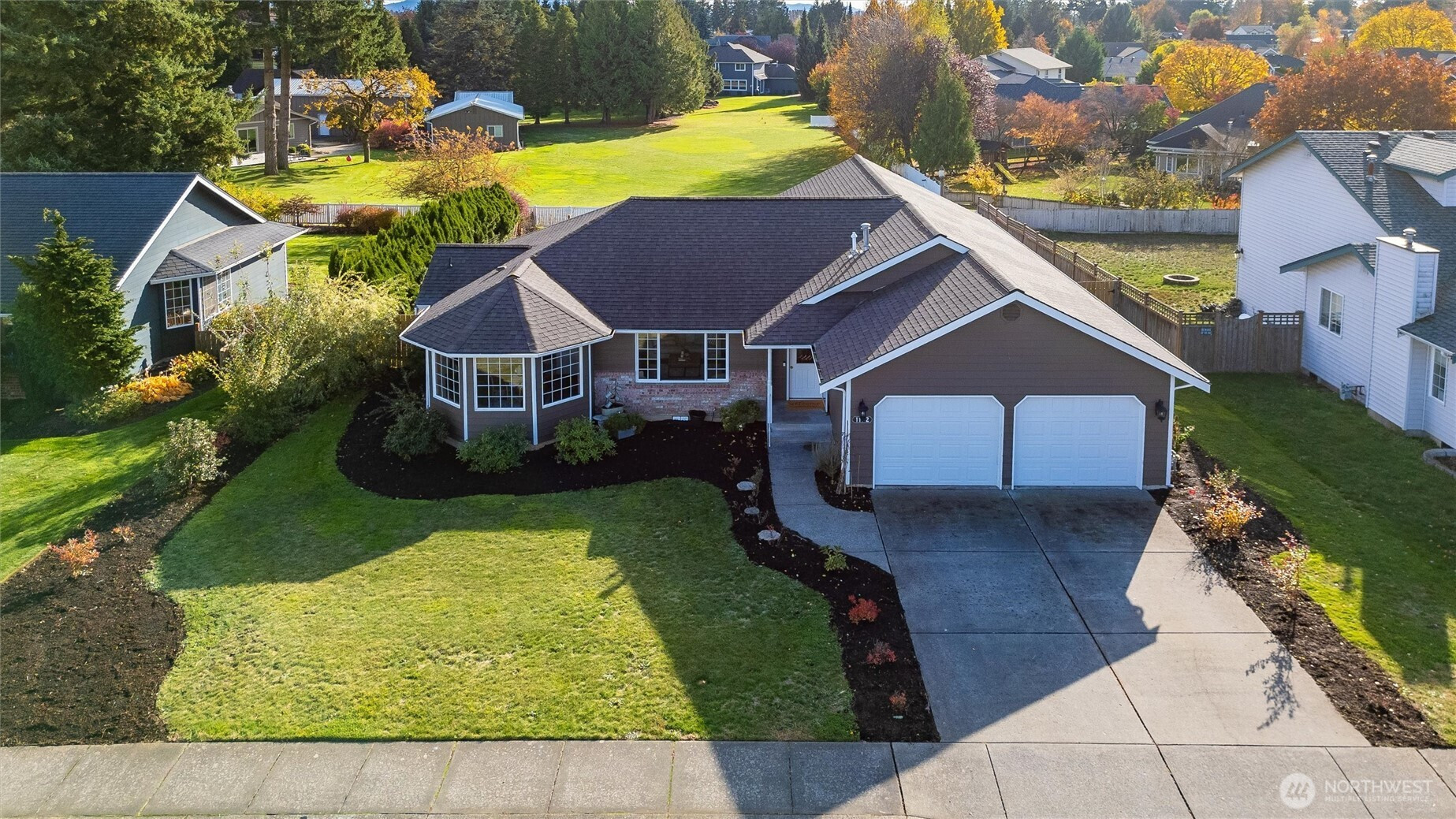 1172 Edgewater Lane, Lynden, WA 98264