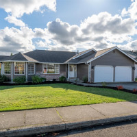 1172 Edgewater Lane, Lynden, WA 98264