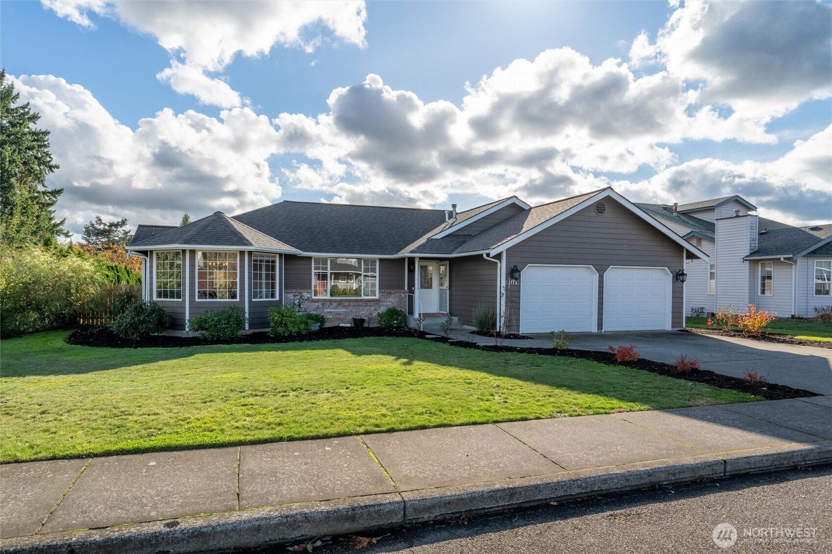 1172 Edgewater Lane, Lynden, WA 98264