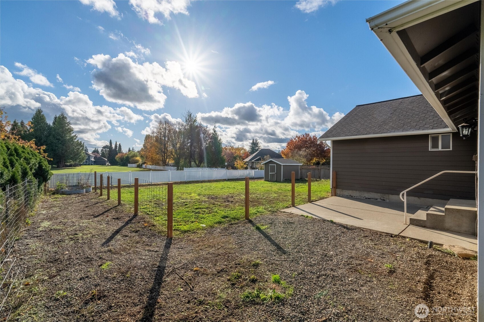 1172 Edgewater Lane, Lynden, WA 98264