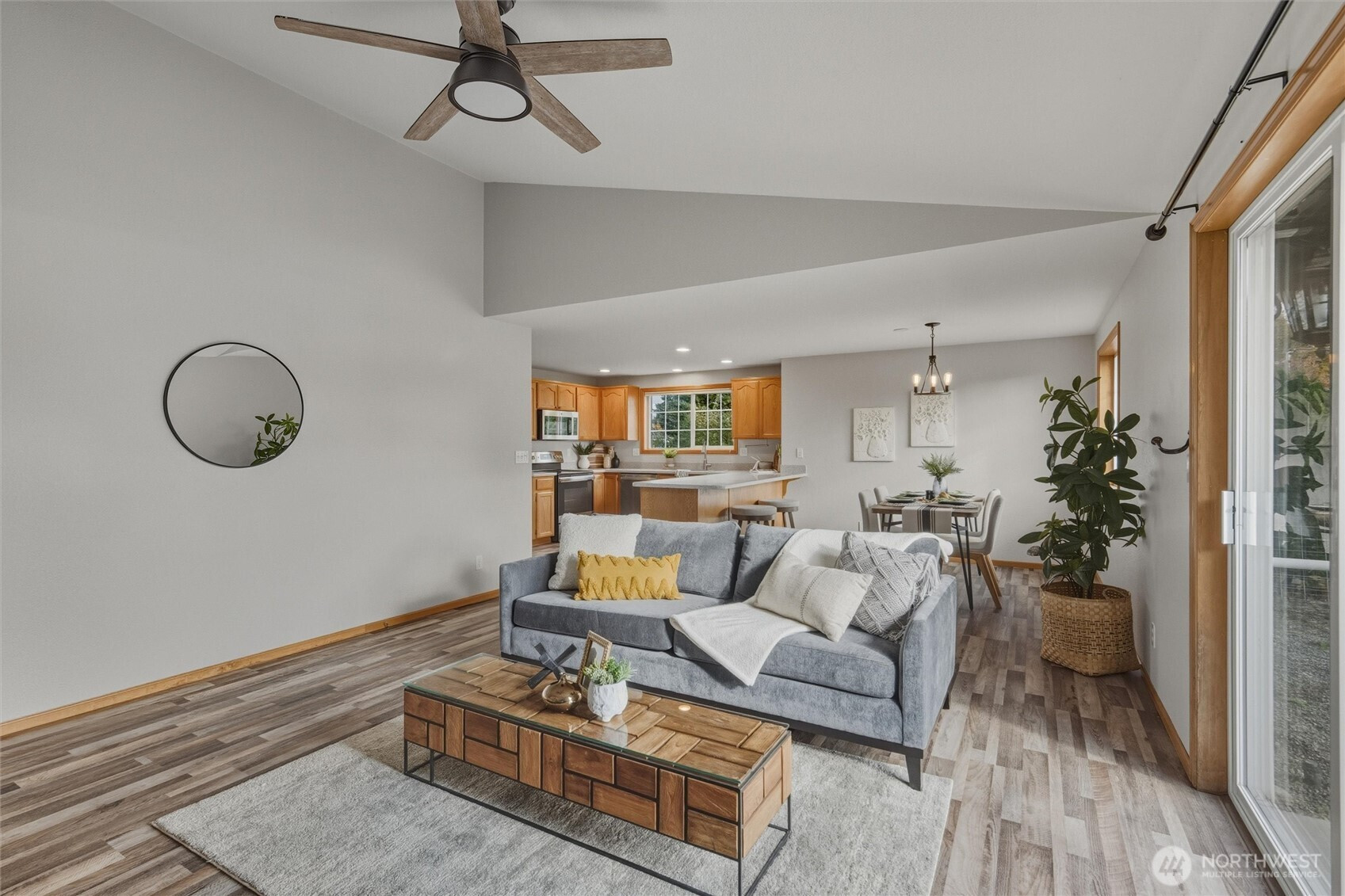 1172 Edgewater Lane, Lynden, WA 98264