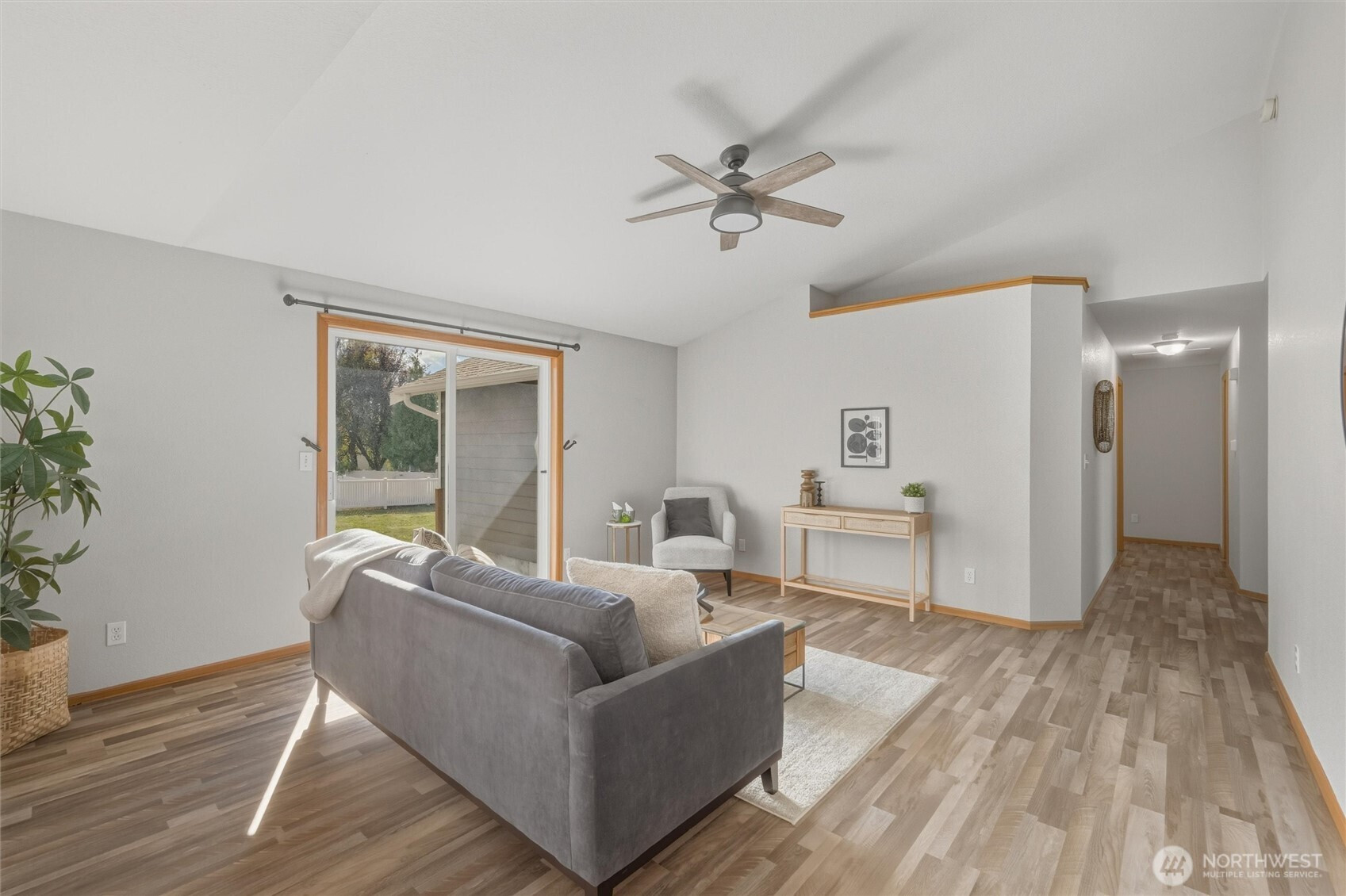 1172 Edgewater Lane, Lynden, WA 98264