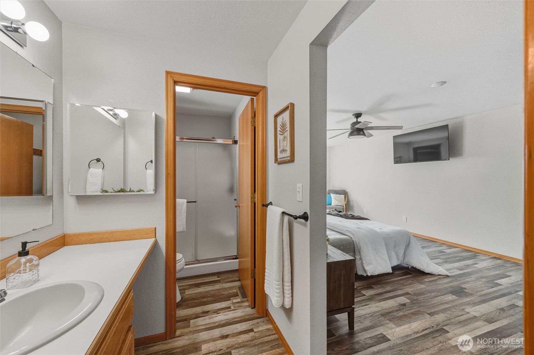 1172 Edgewater Lane, Lynden, WA 98264