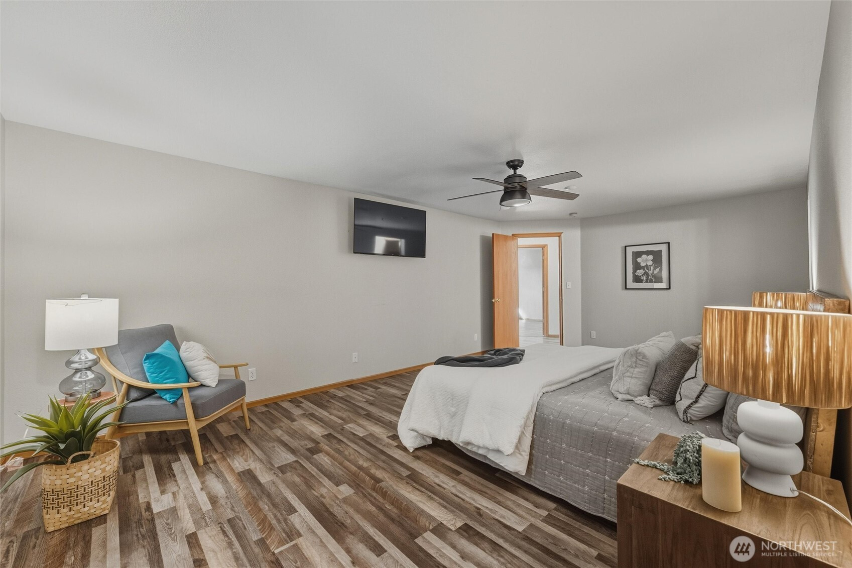 1172 Edgewater Lane, Lynden, WA 98264