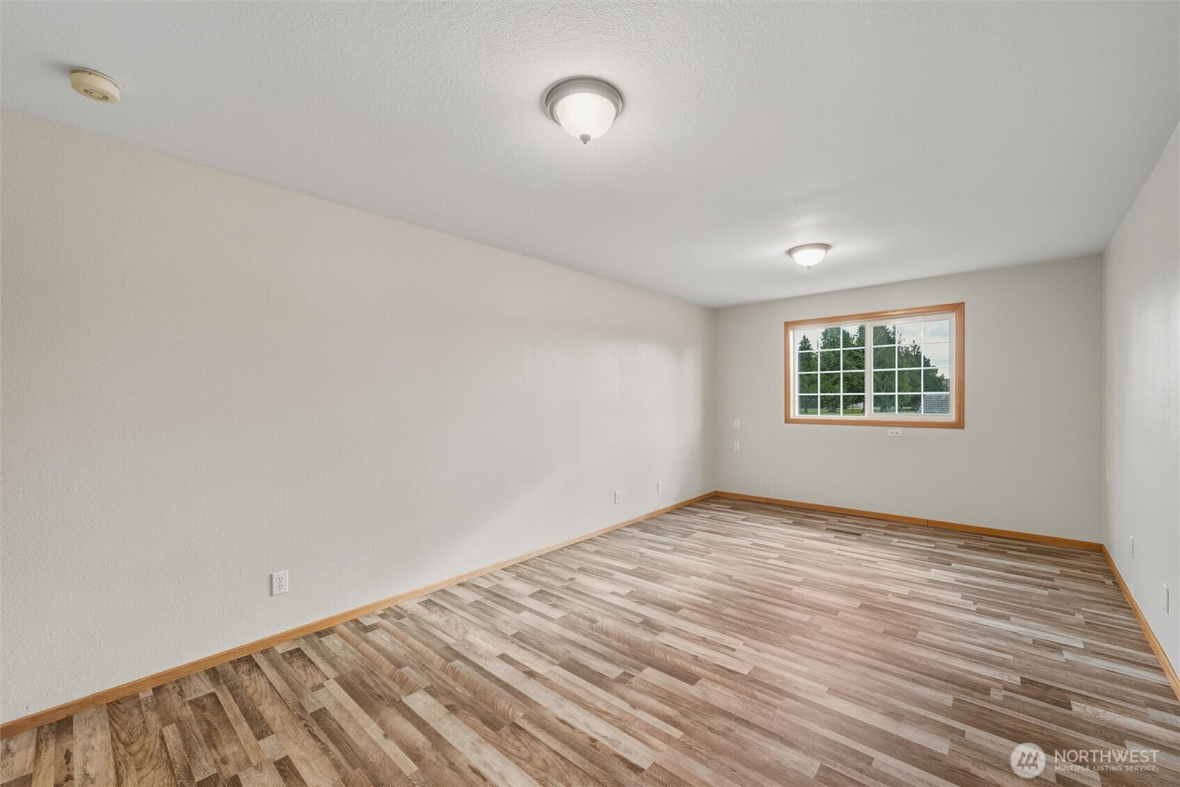 1172 Edgewater Lane, Lynden, WA 98264