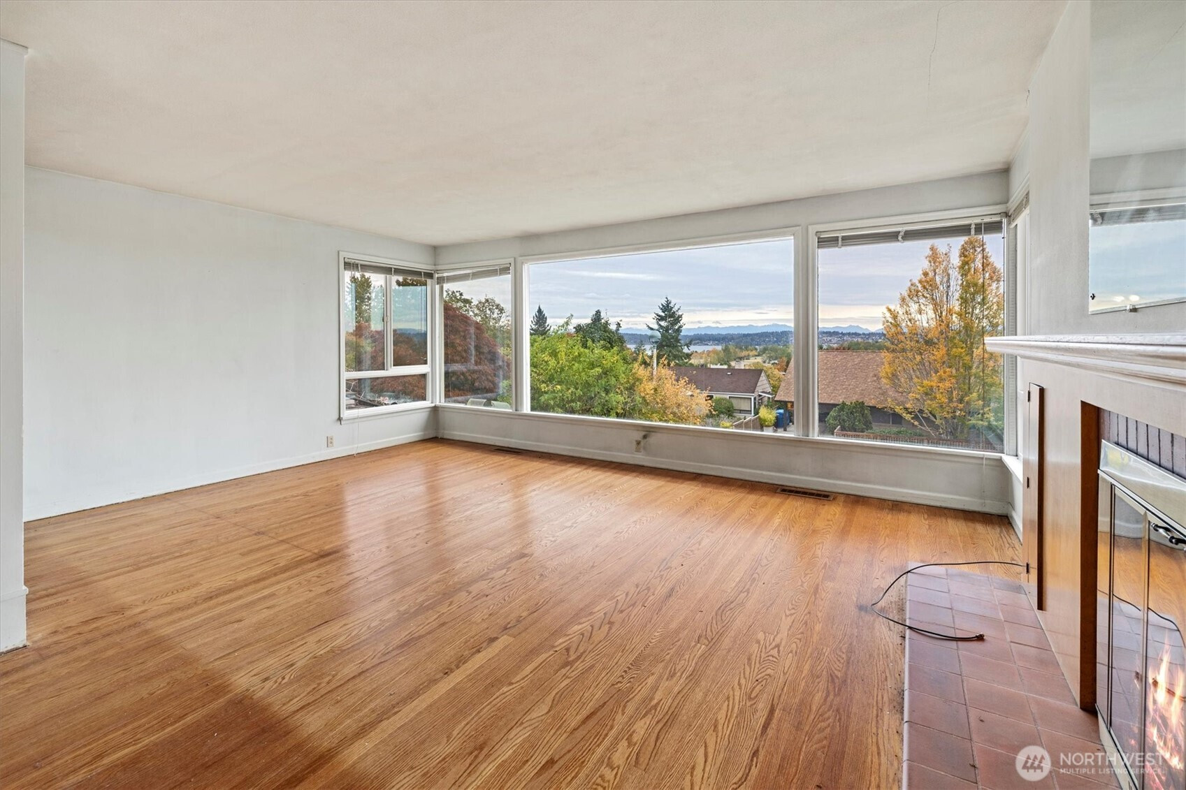 7327 58th Avenue NE, Seattle, WA 98115