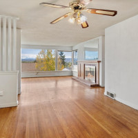 7327 58th Avenue NE, Seattle, WA 98115