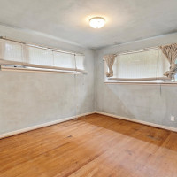 7327 58th Avenue NE, Seattle, WA 98115