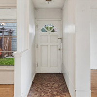 7327 58th Avenue NE, Seattle, WA 98115