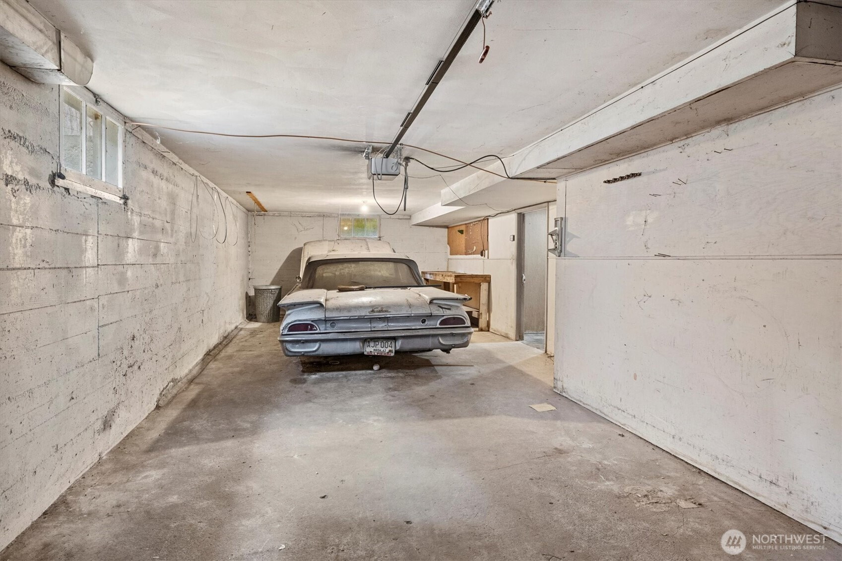 7327 58th Avenue NE, Seattle, WA 98115