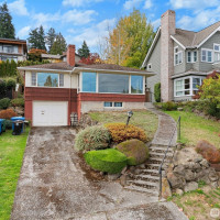 7327 58th Avenue NE, Seattle, WA 98115