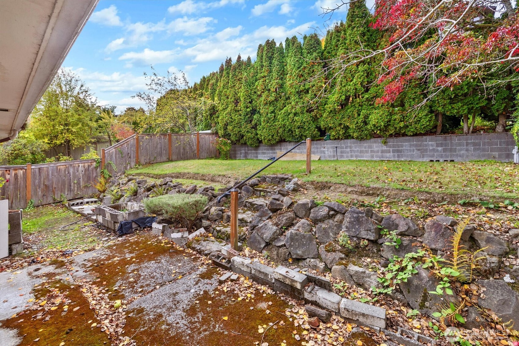 7327 58th Avenue NE, Seattle, WA 98115