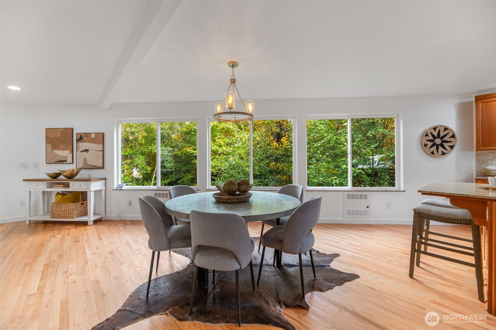 2708 NE 98th Street, Seattle, WA 98115