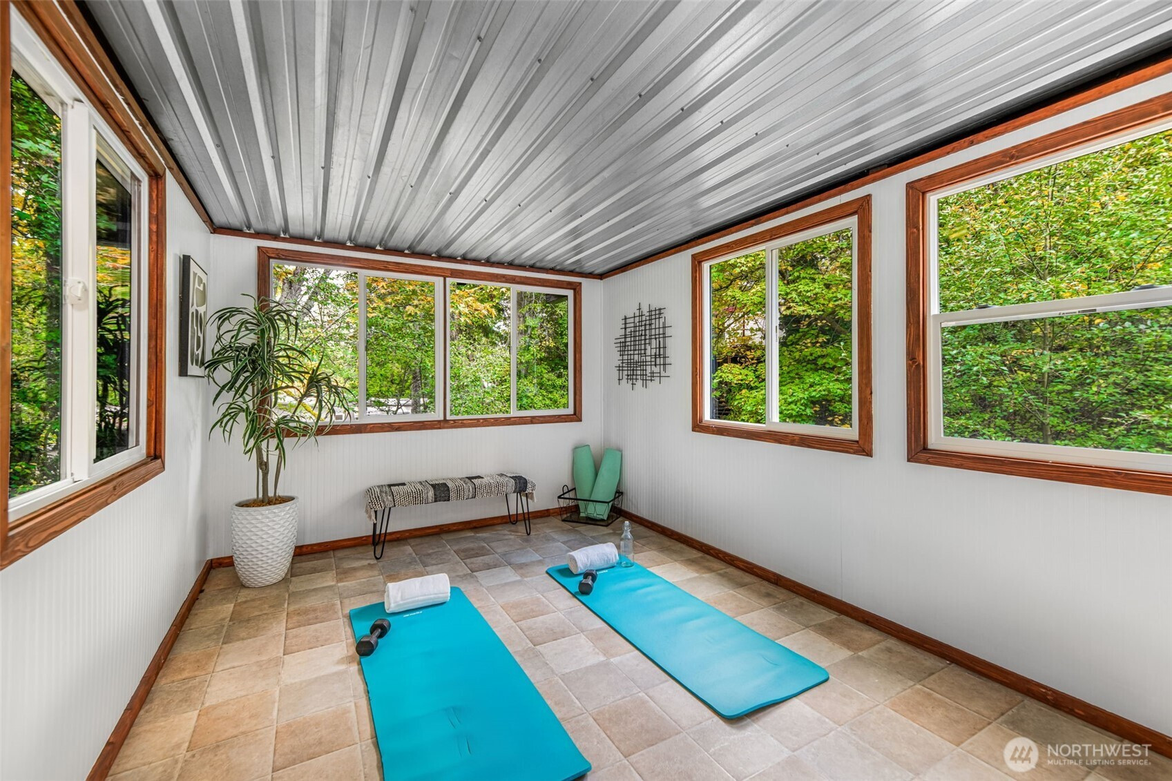 2708 NE 98th Street, Seattle, WA 98115