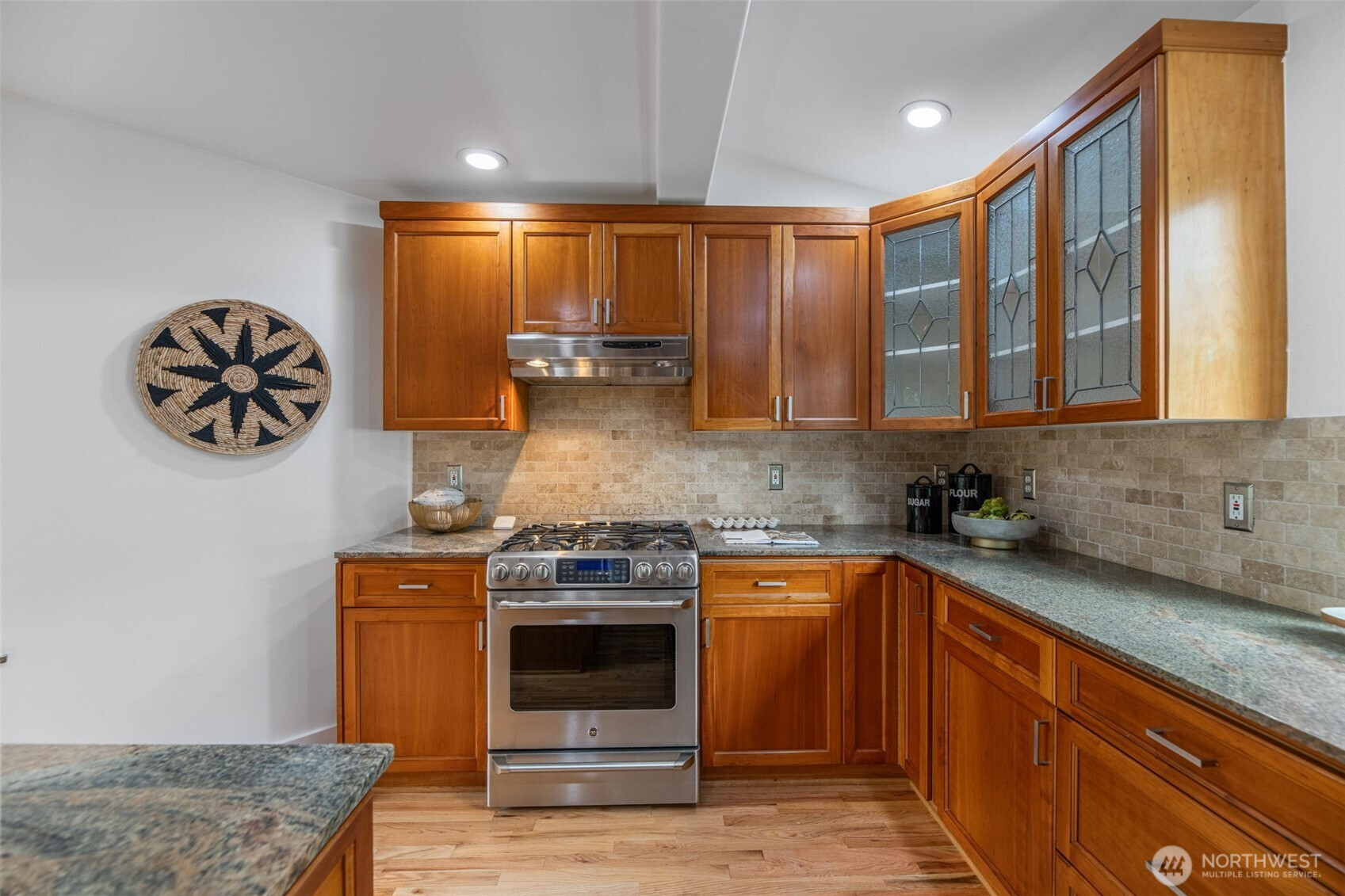 2708 NE 98th Street, Seattle, WA 98115