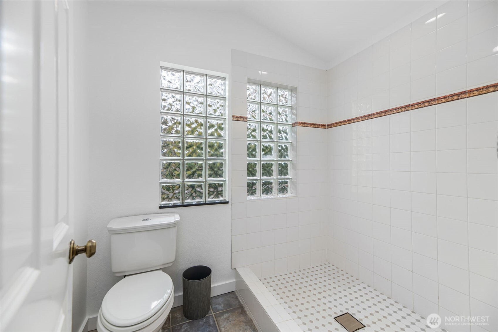 2708 NE 98th Street, Seattle, WA 98115