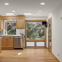 2048 216th Avenue SE, Sammamish, WA 98075