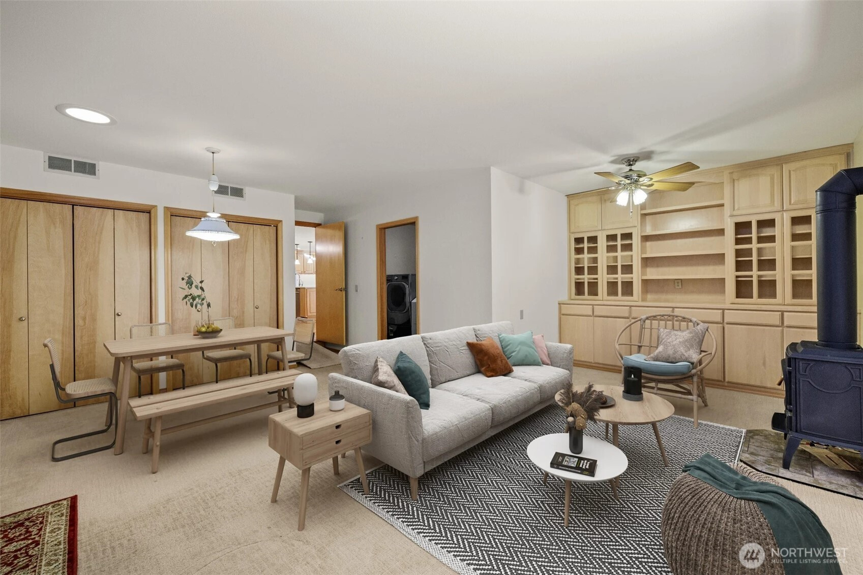 2048 216th Avenue SE, Sammamish, WA 98075