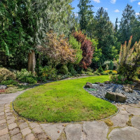 2048 216th Avenue SE, Sammamish, WA 98075