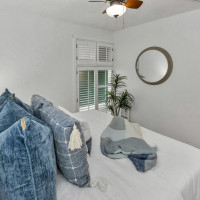 1740 Melrose Avenue, Seattle, WA 98122