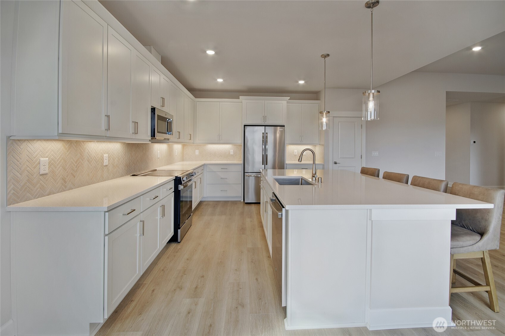 9242 Nootka Court SE, Lacey, WA 98513