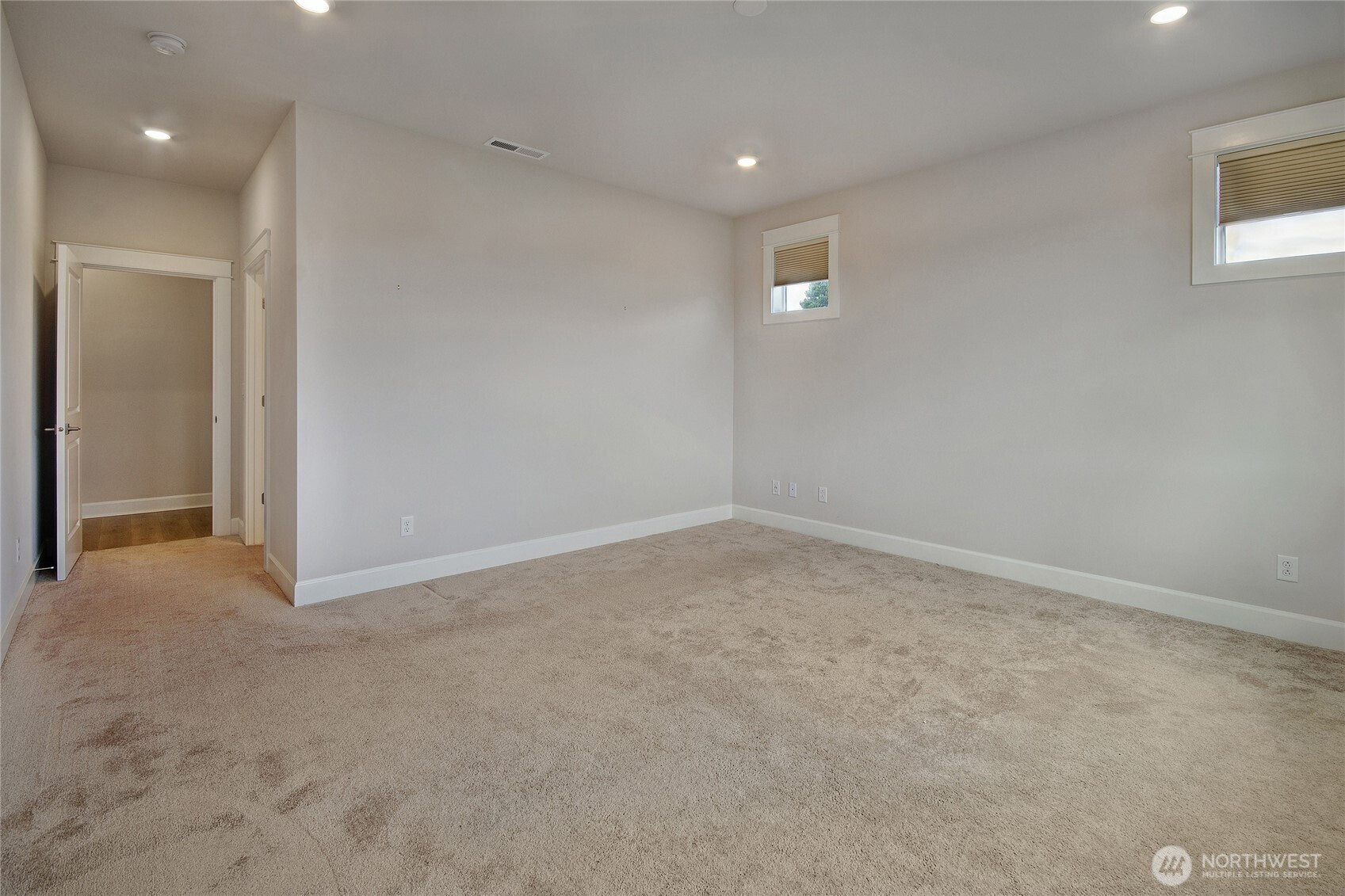 9242 Nootka Court SE, Lacey, WA 98513