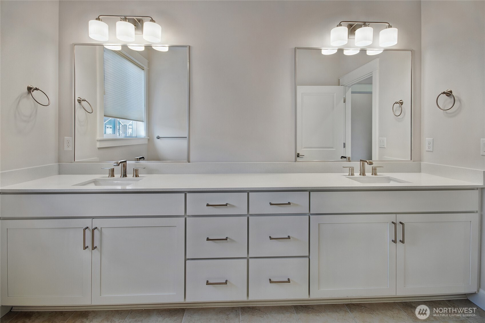 9242 Nootka Court SE, Lacey, WA 98513