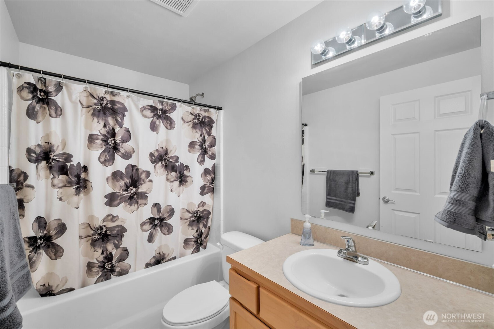 7409 60th Place NE, Marysville, WA 98270