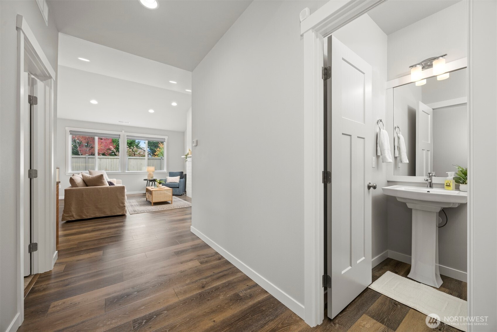 1016 Adams Court, Mount Vernon, WA 98274