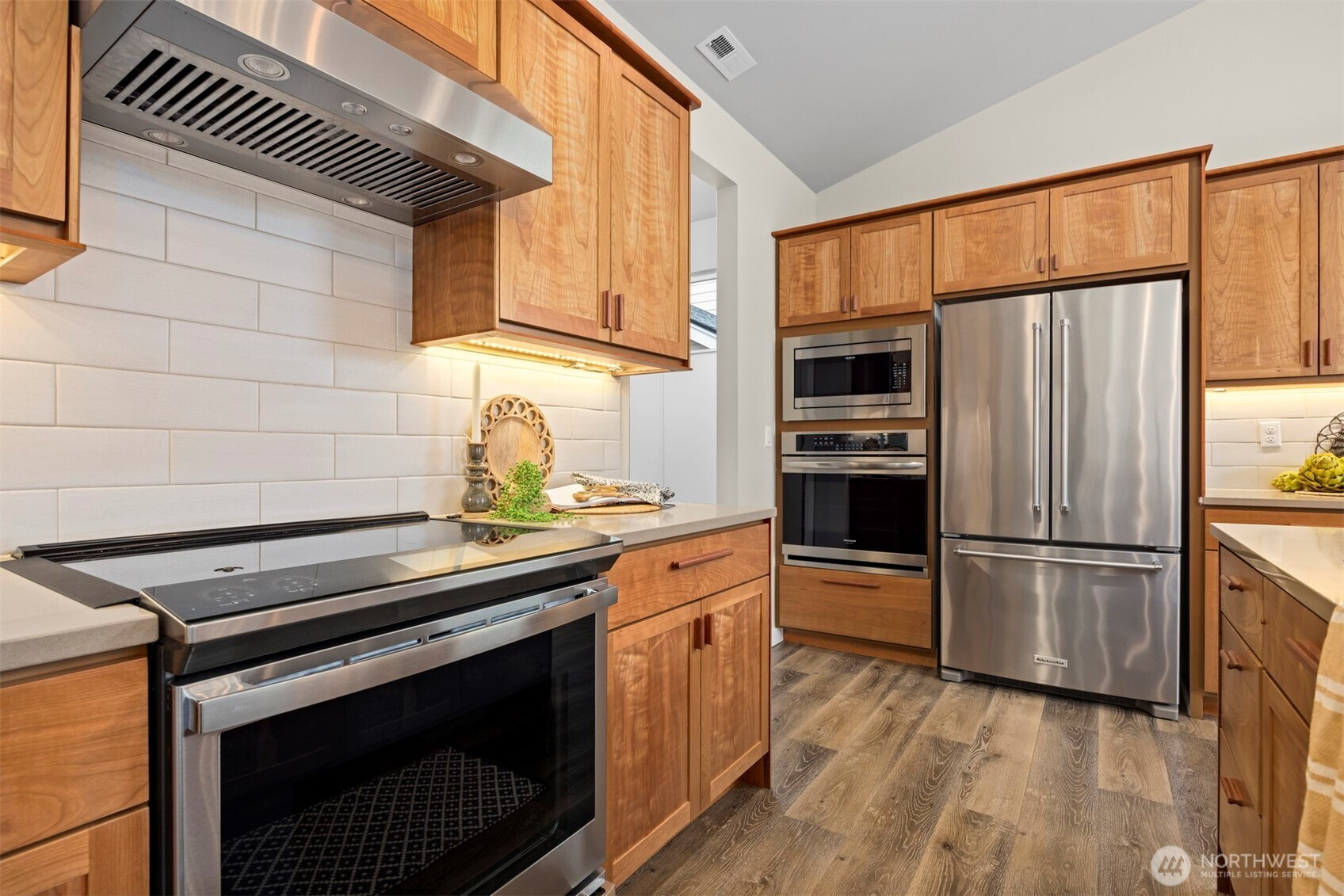 1016 Adams Court, Mount Vernon, WA 98274