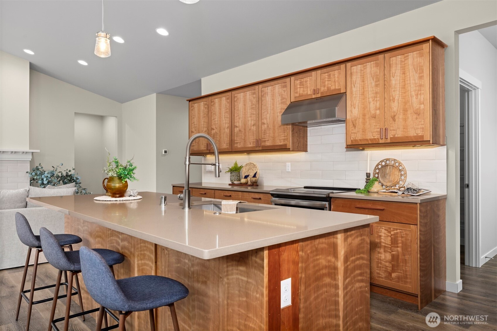 1016 Adams Court, Mount Vernon, WA 98274